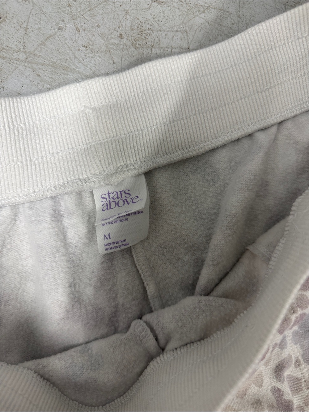 Neutral Spot Print Jogger Sweats - Soft Cream Gray & Blue Print - Size Medium - Picture 2 of 4
